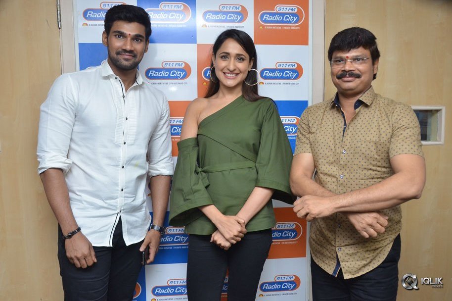 Jaya-Janaki-Nayaka-Movie-Team-At-Radio-City